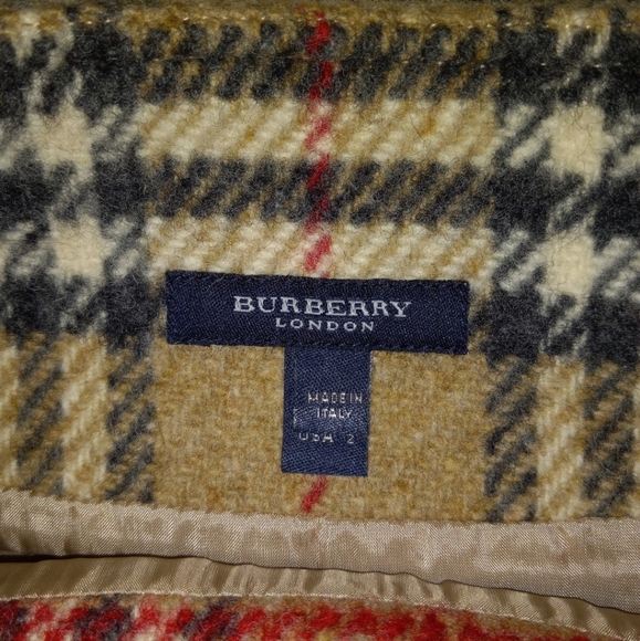 Authentic Vintage Burberry Skirt - Picture 6 of 6